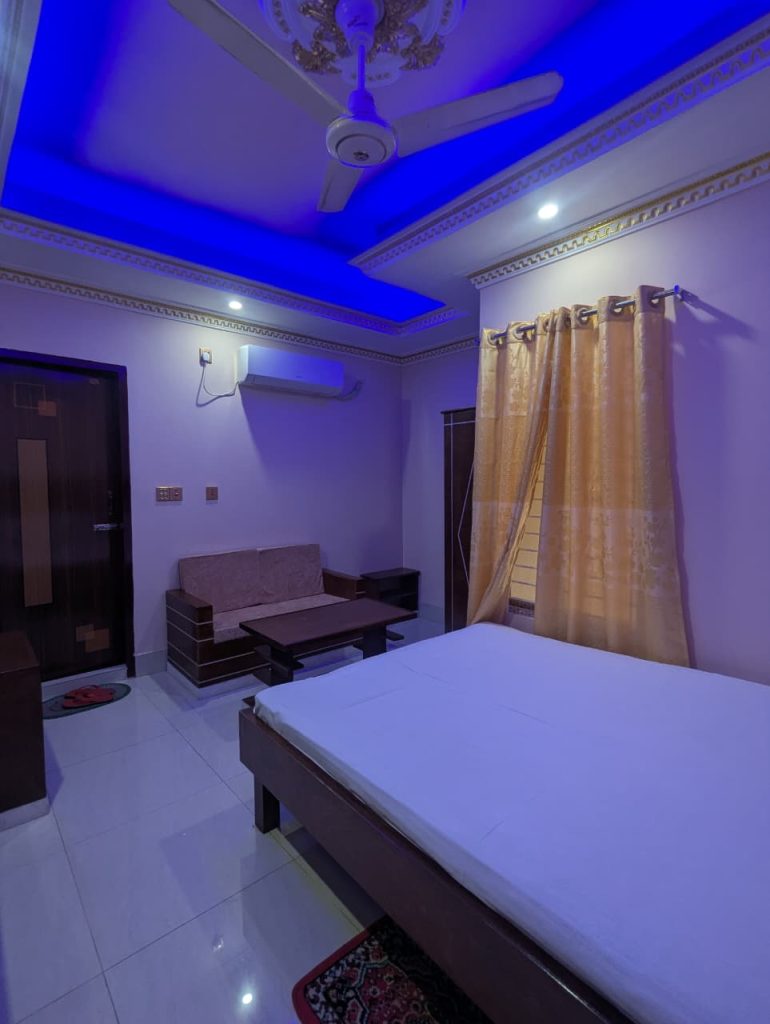 Master Couple 2 personb 2200-1800